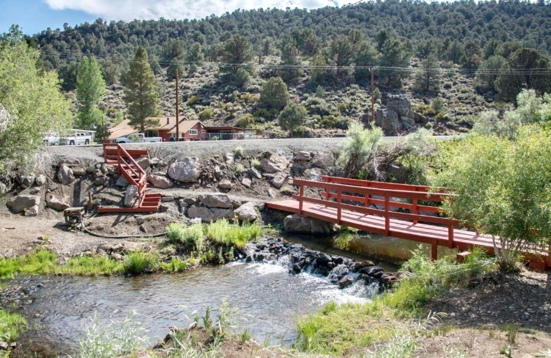 Willow Springs Resort Bridgeport Bagian luar foto