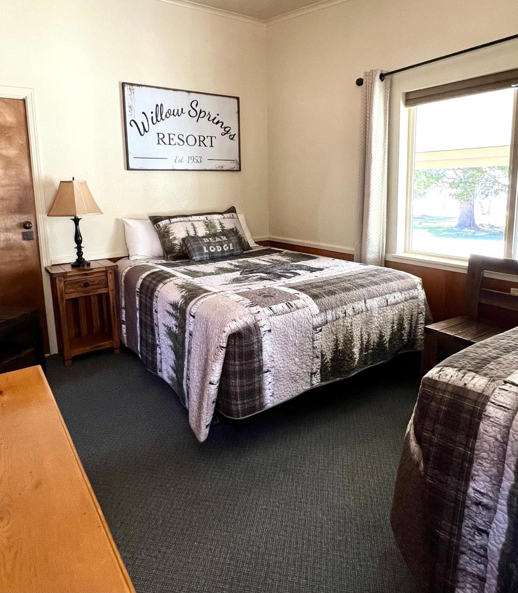 Willow Springs Resort Bridgeport Bagian luar foto